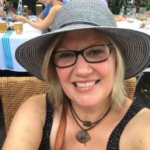 Meet your Posher, Robyn